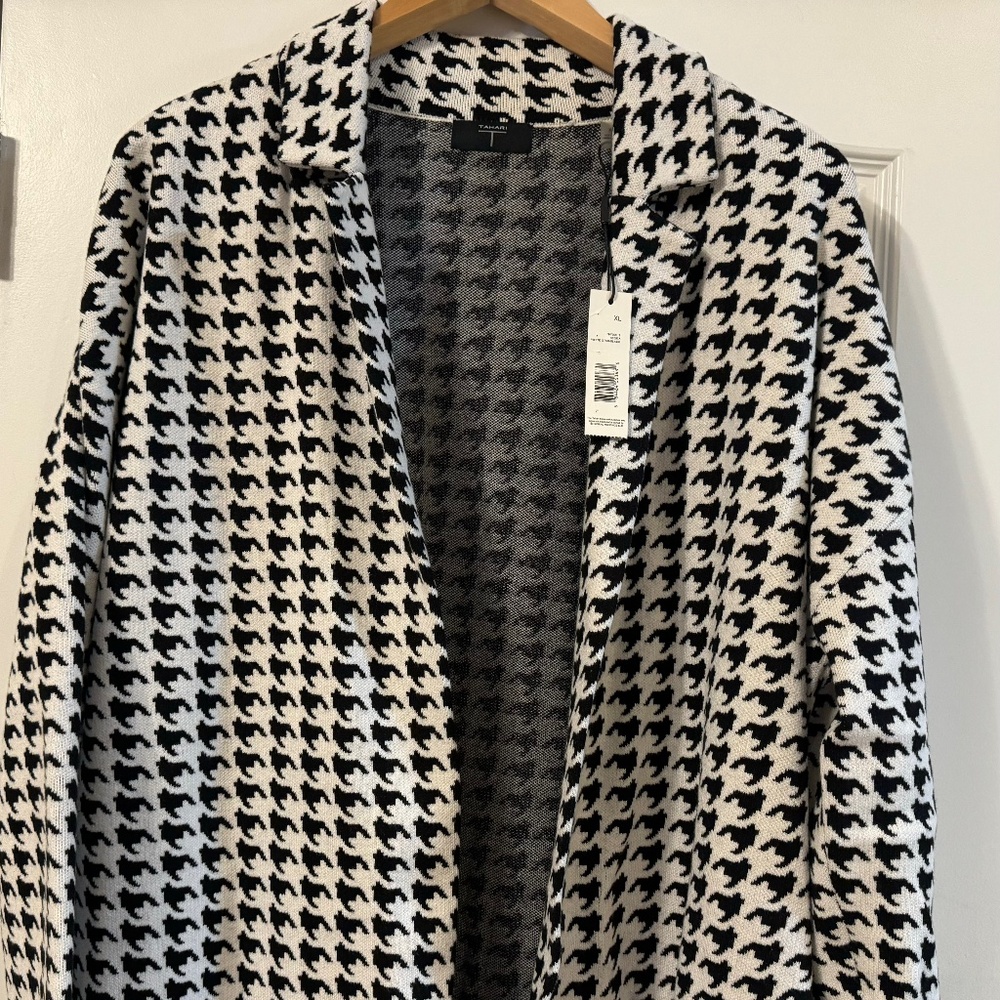 NWT GORGEOUS TAHARI WHITE BLACK KNIT COAT LONG JACKET OPEN FRONT NON-LINED XL